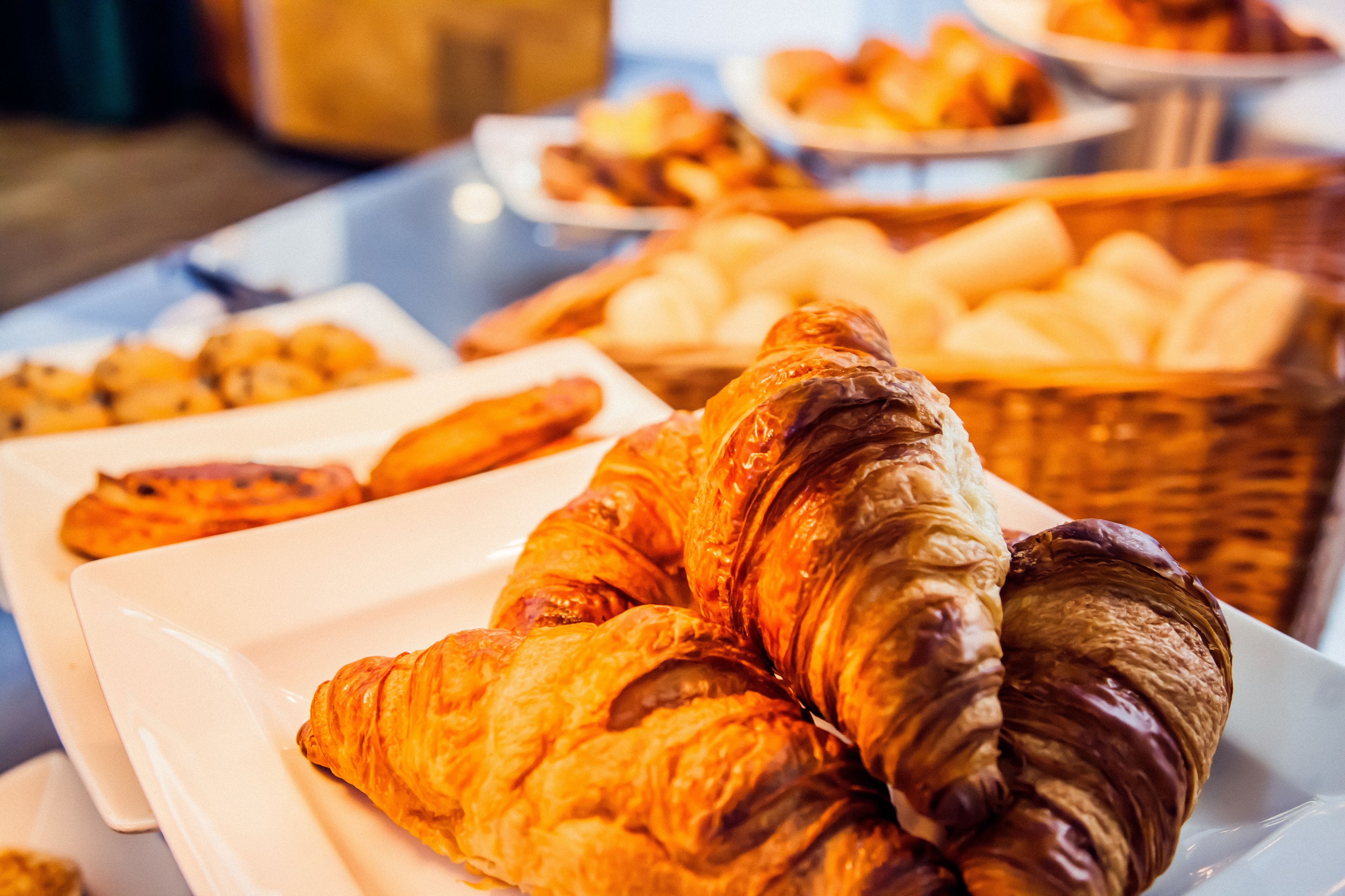 daily english breakfast (gbp 12.95 per person)