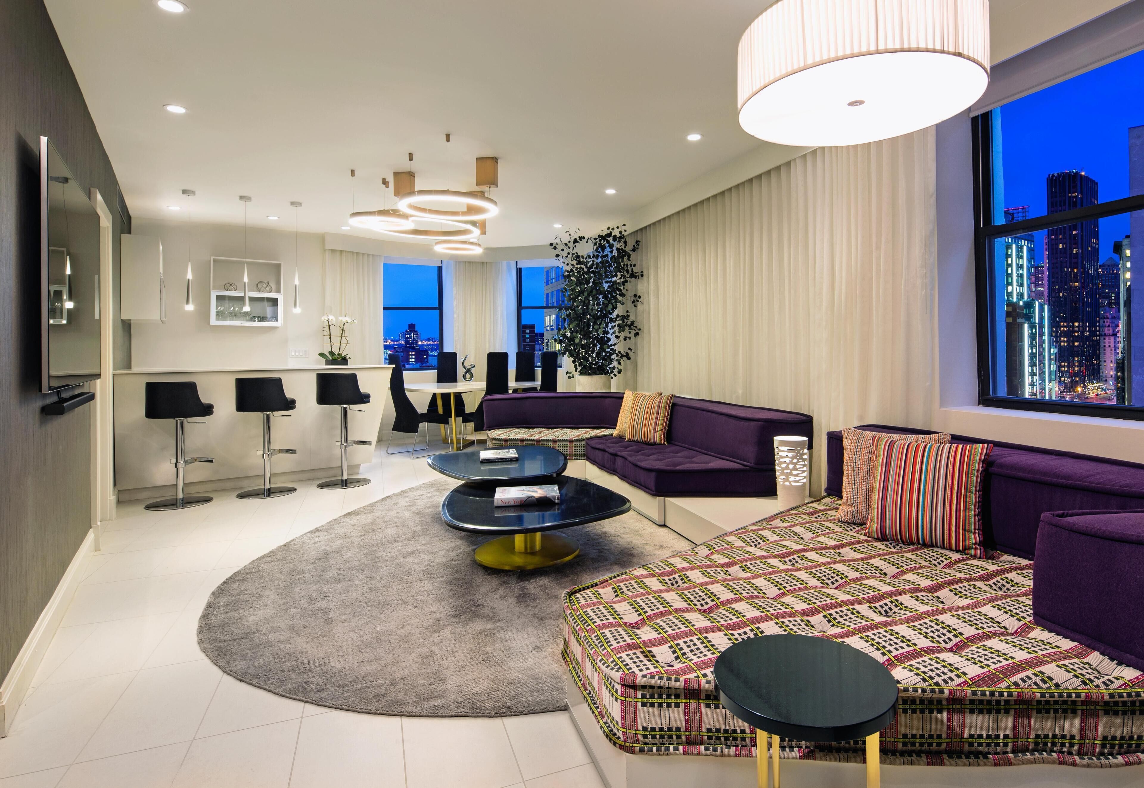 ผ้าปูที่นอนฝ้ายอียิปต์, เครื่องนอนระดับพรีเมียม, ตู้นิรภัยในห้องพัก