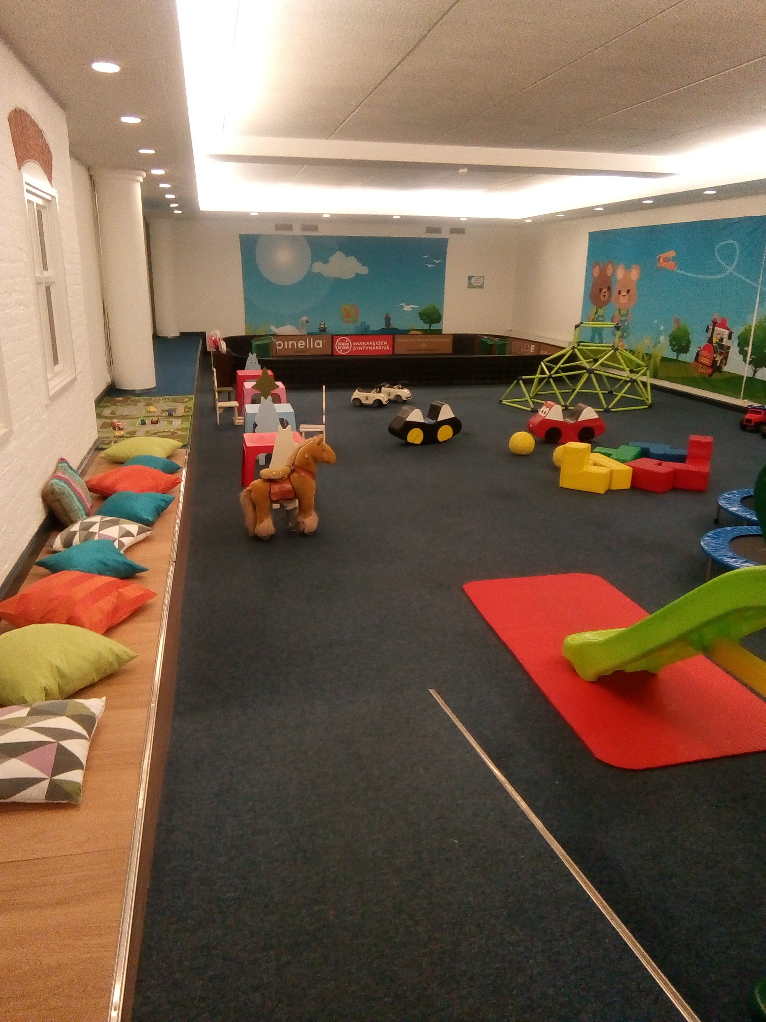 children’s play area – indoor