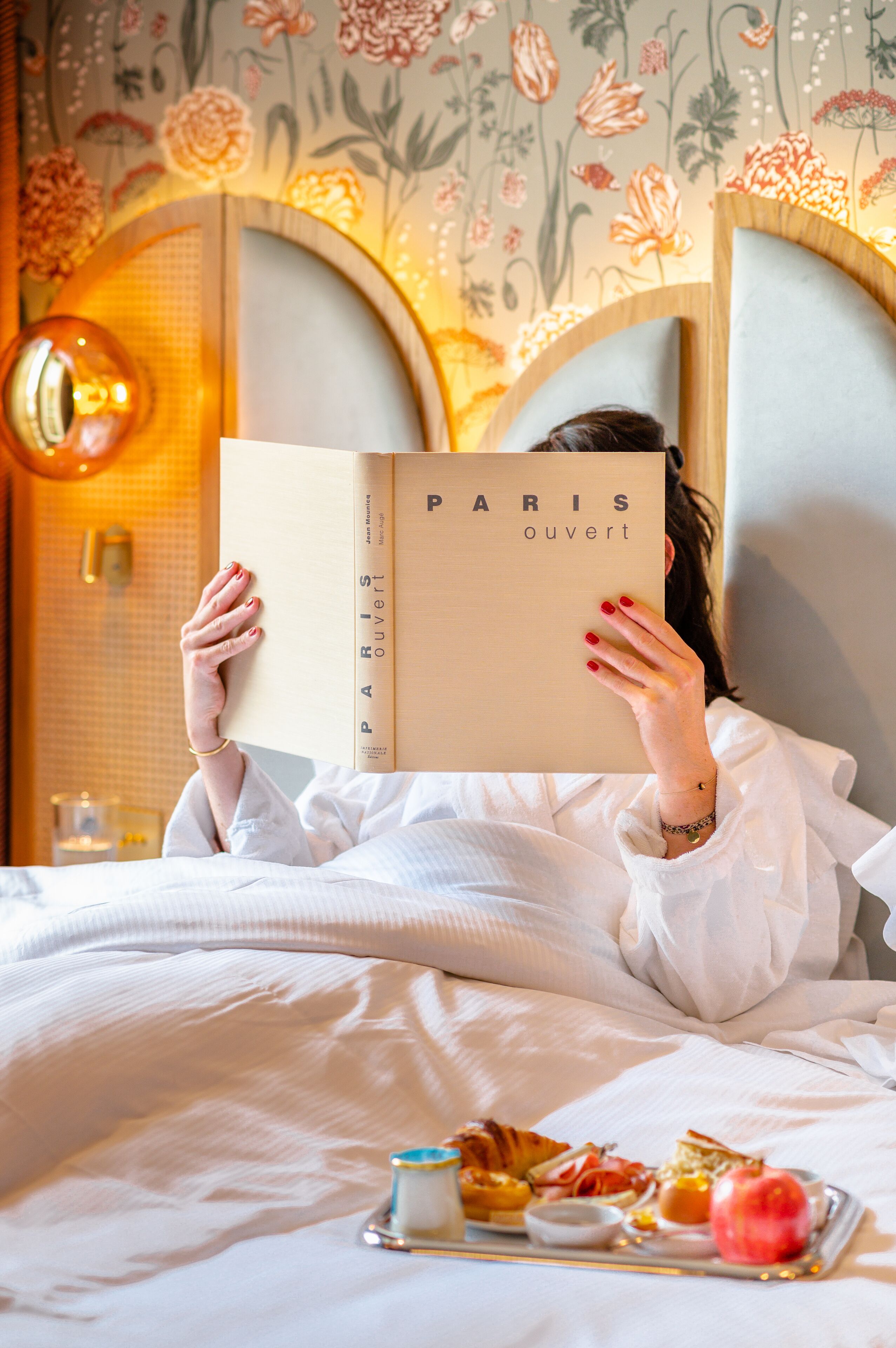 minibar, in-room safe, individually decorated, desk