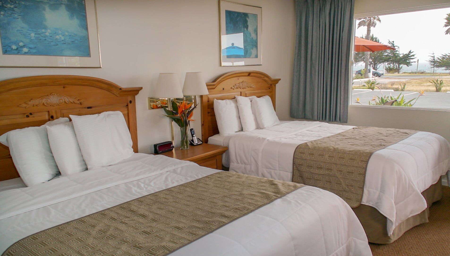 Iron/ironing board, WiFi (free), bed sheets
