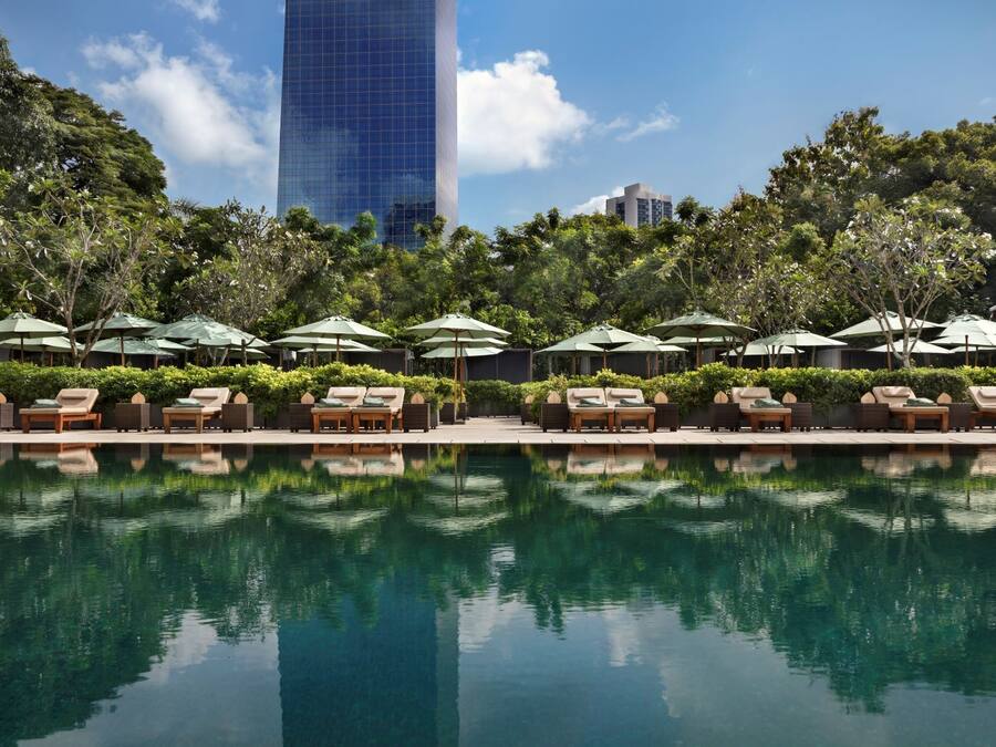 Outdoor pool, free pool cabanas, pool umbrellas