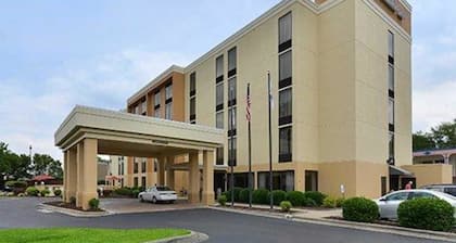 Comfort Inn Elizabeth City near University