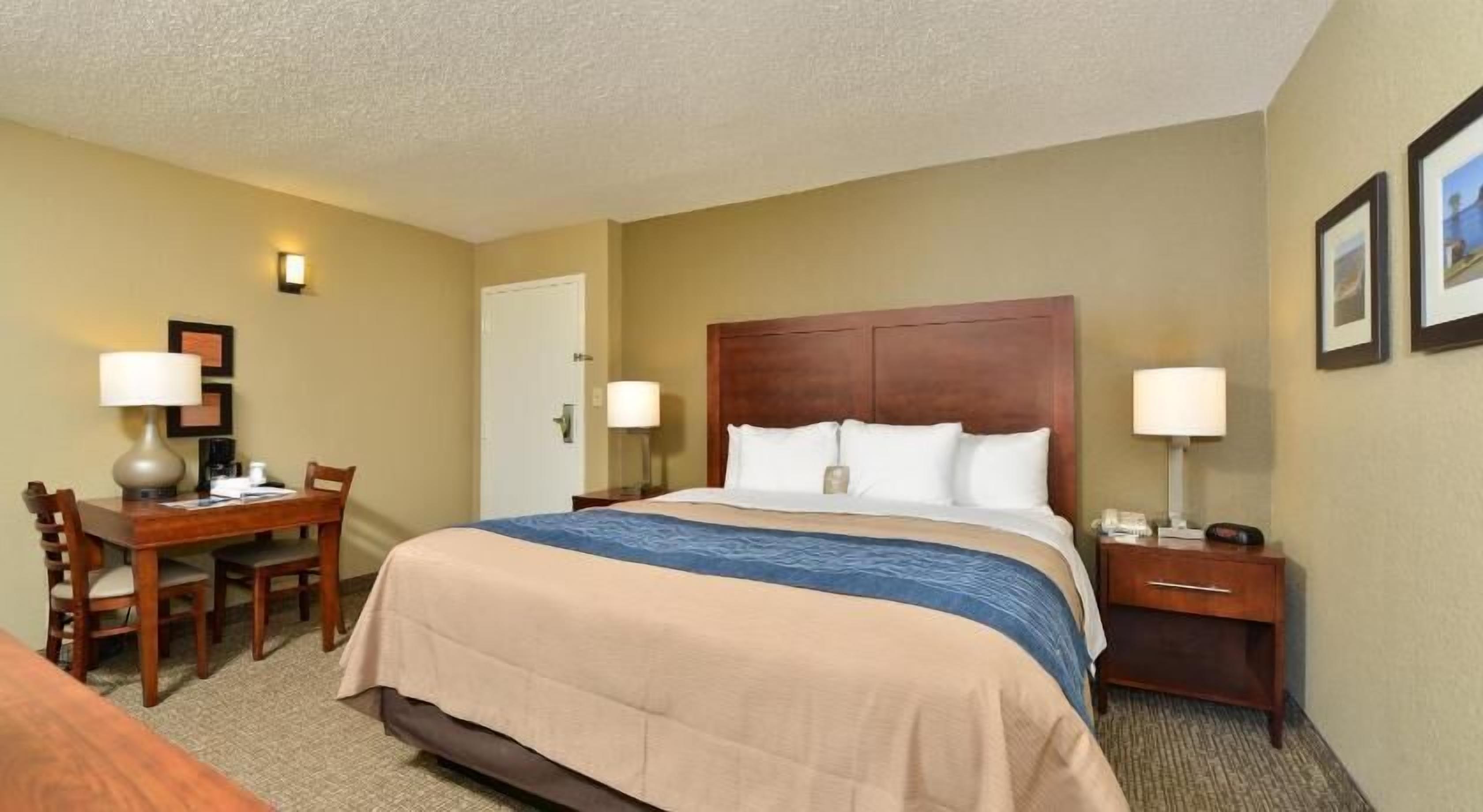 Desk, iron/ironing board, free WiFi, bed sheets