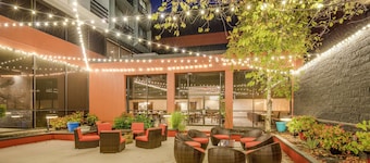 DoubleTree by Hilton Huntington