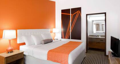 Howard Johnson by Wyndham Wilmington