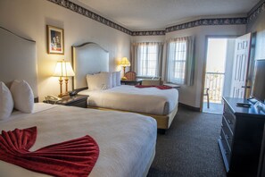 Laptop workspace, blackout curtains, iron/ironing board, free WiFi - Hotel Grand Victorian (Branson)