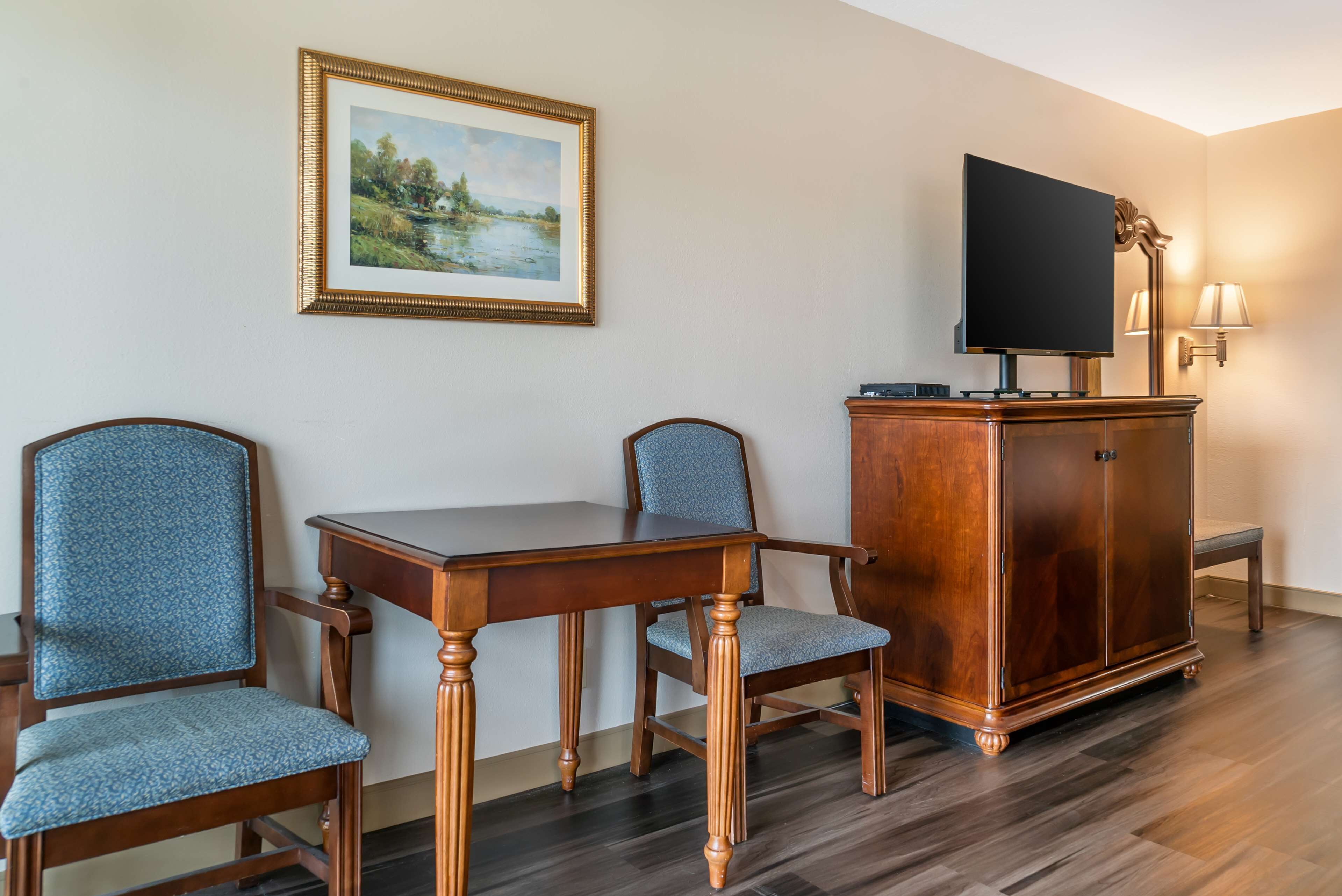 standard room, 2 queen beds, balcony, river view | iron/ironing board, bed sheets