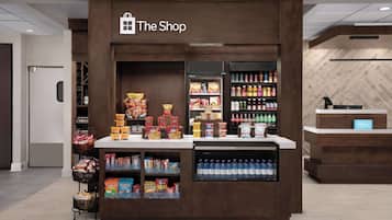 Snack bar