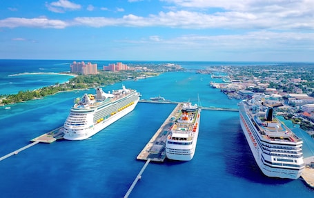 Vista da propriedade. Towne Hotel