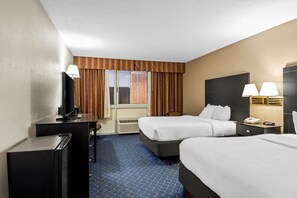 Desk, laptop workspace, blackout curtains, iron/ironing board - Quality Inn & Suites (Grayling)
