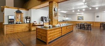 Ramada Hotel & Conference Center by Wyndham Grayling