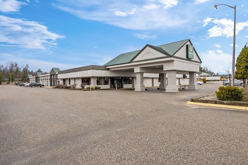 Quality Inn & Suites
