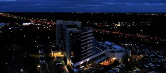 Jake's 58 Casino Hotel - Adult Only