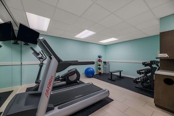 Fitness center at Sonesta ES Suites Orlando - International Drive