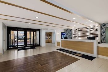 Hotel entrance and lobby at Sonesta ES Suites Orlando - International Drive