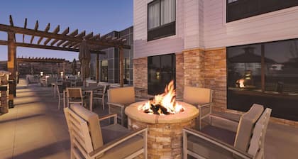 Country Inn & Suites by Radisson, Sevierville Kodak, TN