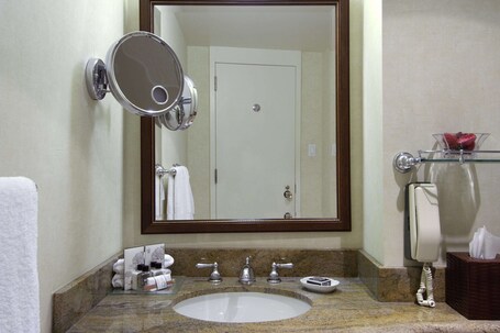 The Fairmont Winnipeg - Image 22
