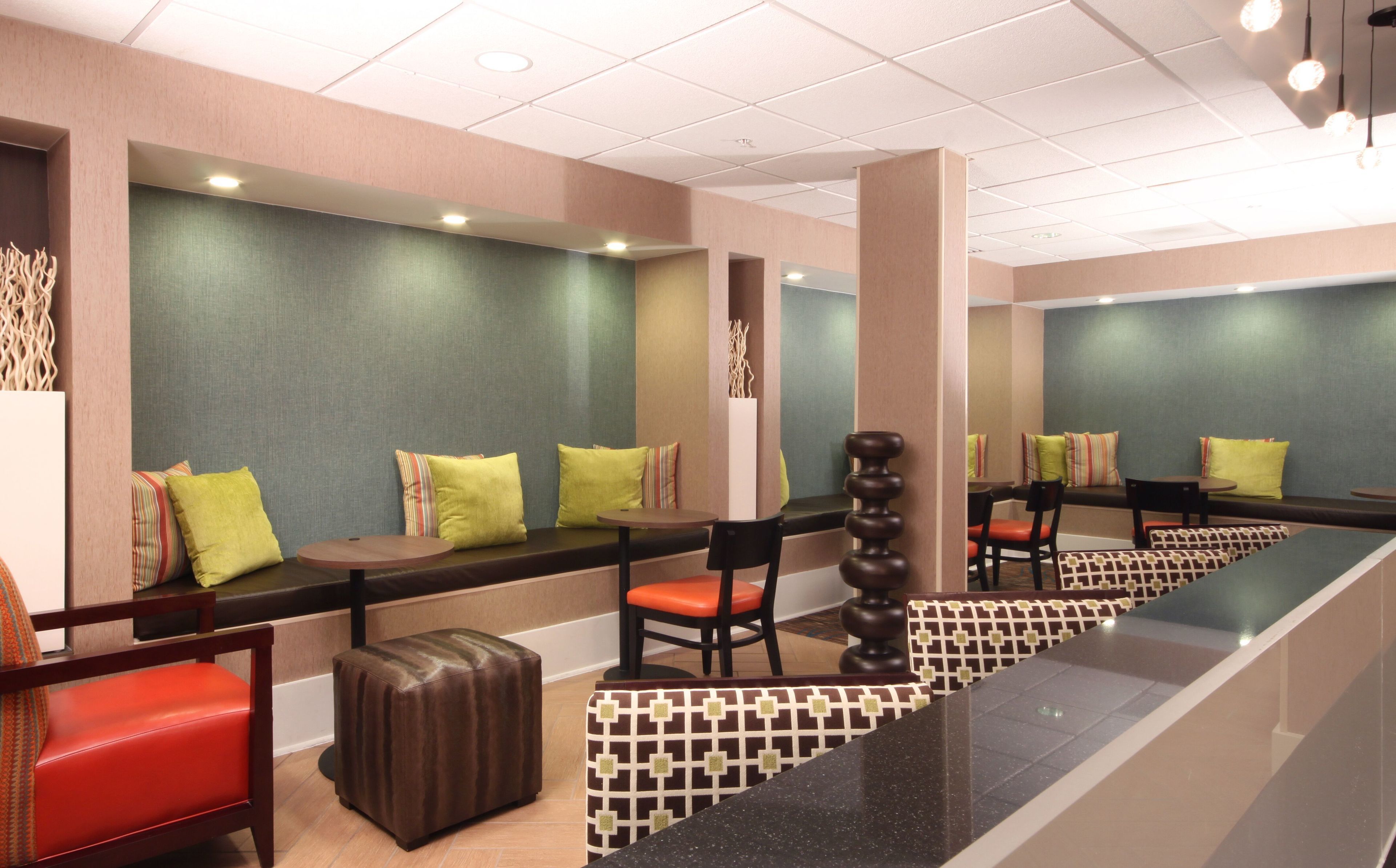 free daily full breakfast