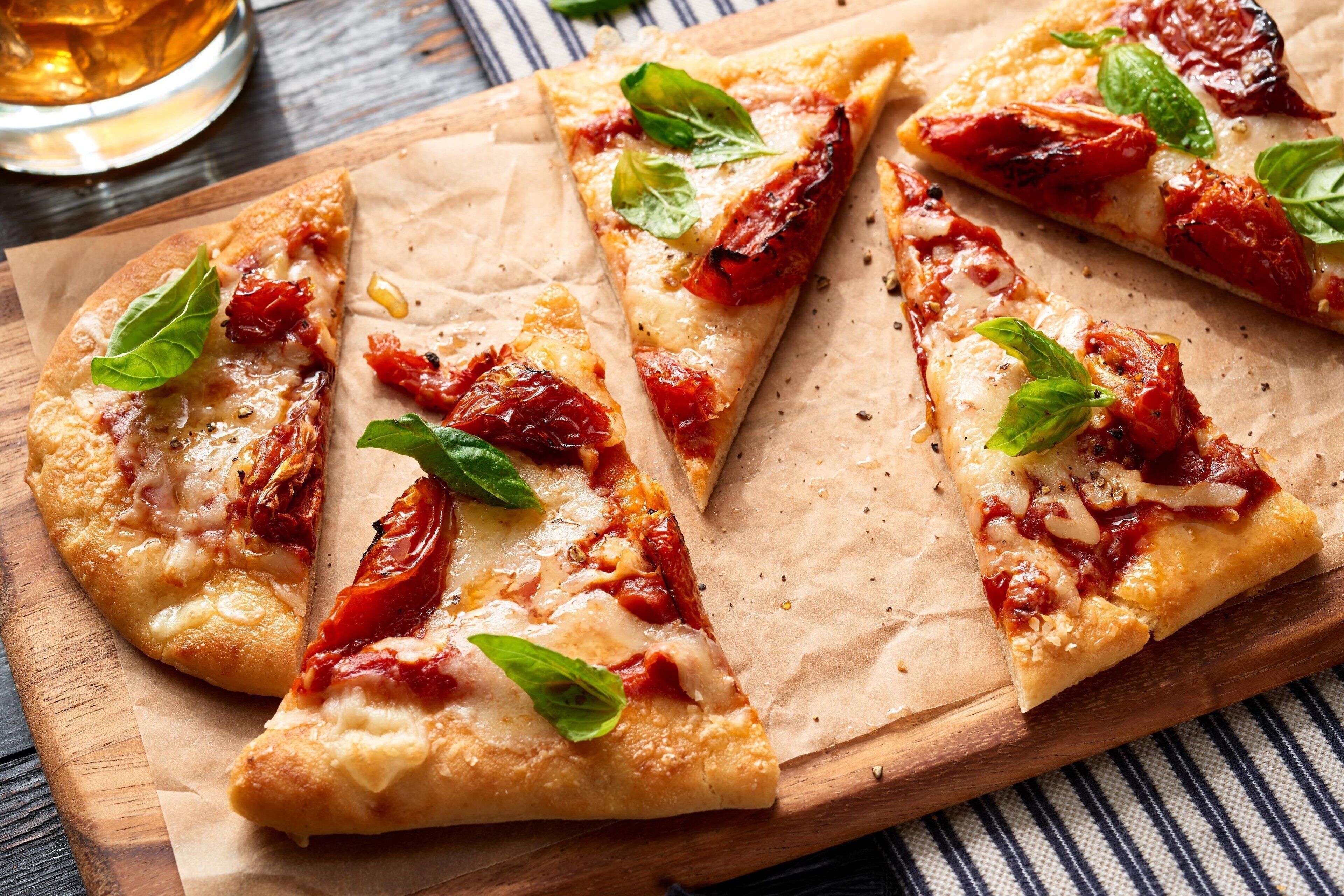 breakfast and dinner served, american cuisine