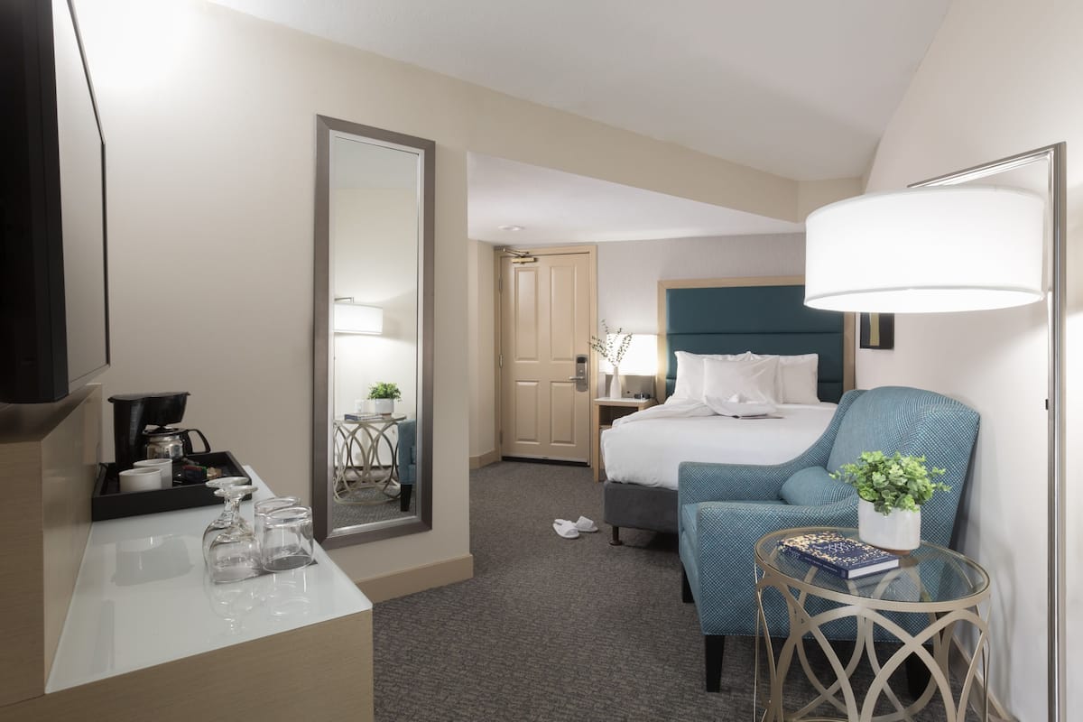 Hypo-allergenic bedding, pillowtop beds, minibar, in-room safe