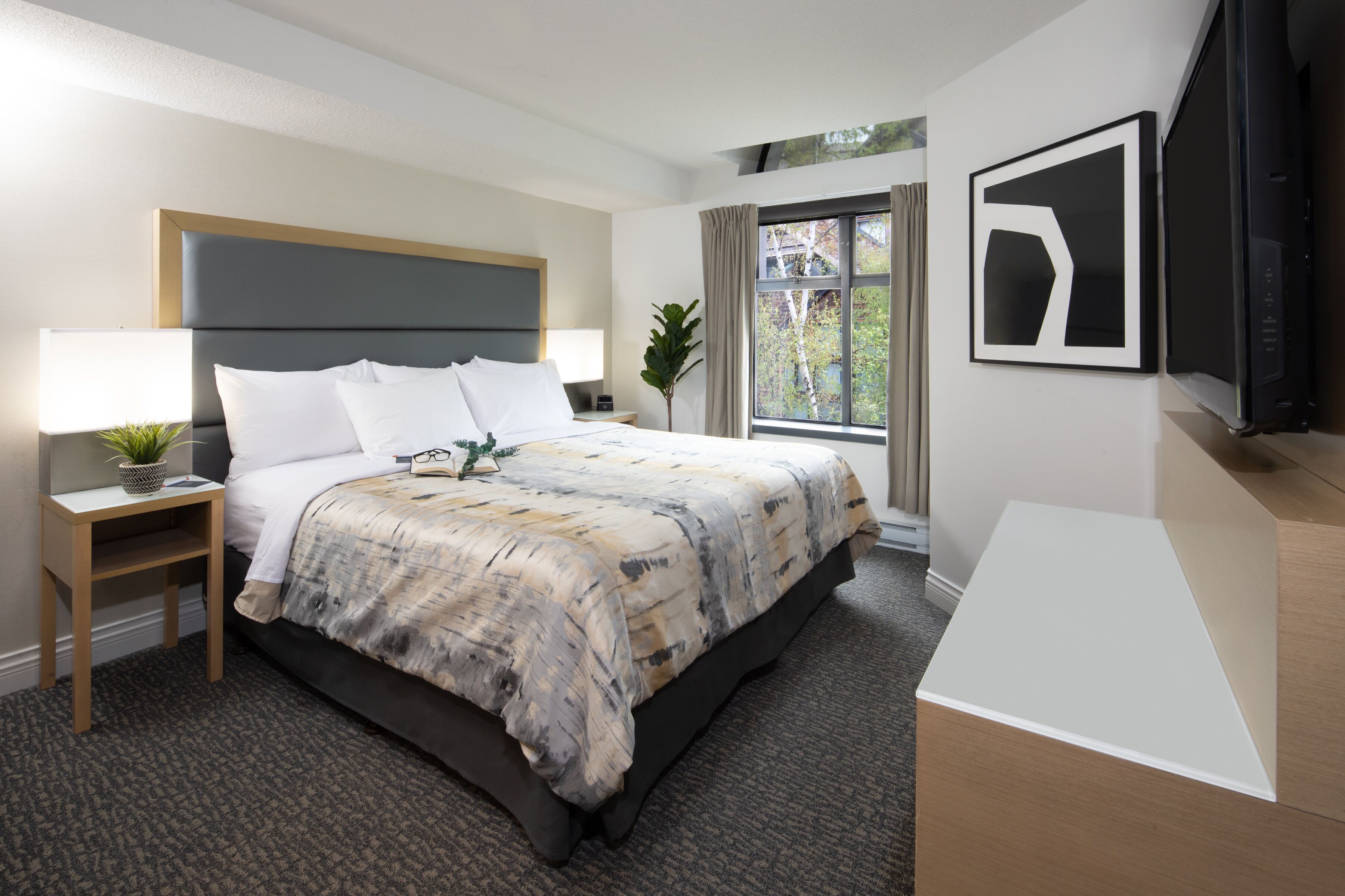 Hypo-allergenic bedding, pillowtop beds, minibar, in-room safe