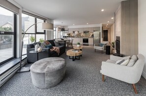 Suite, 3 Bedrooms | Hypo-allergenic bedding, pillowtop beds, minibar, in-room safe - Crystal Lodge (Whistler)