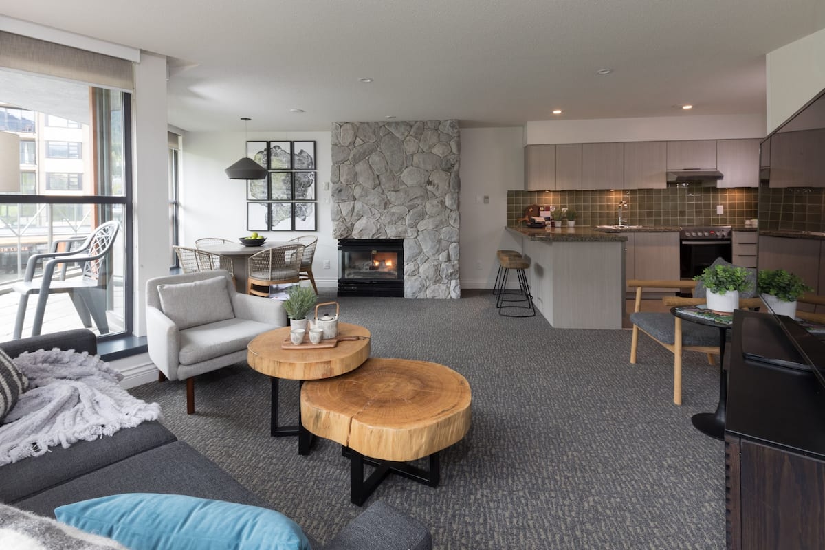 suite, 2 bedrooms | living room | 49-inch led tv with cable channels, tv, pay films