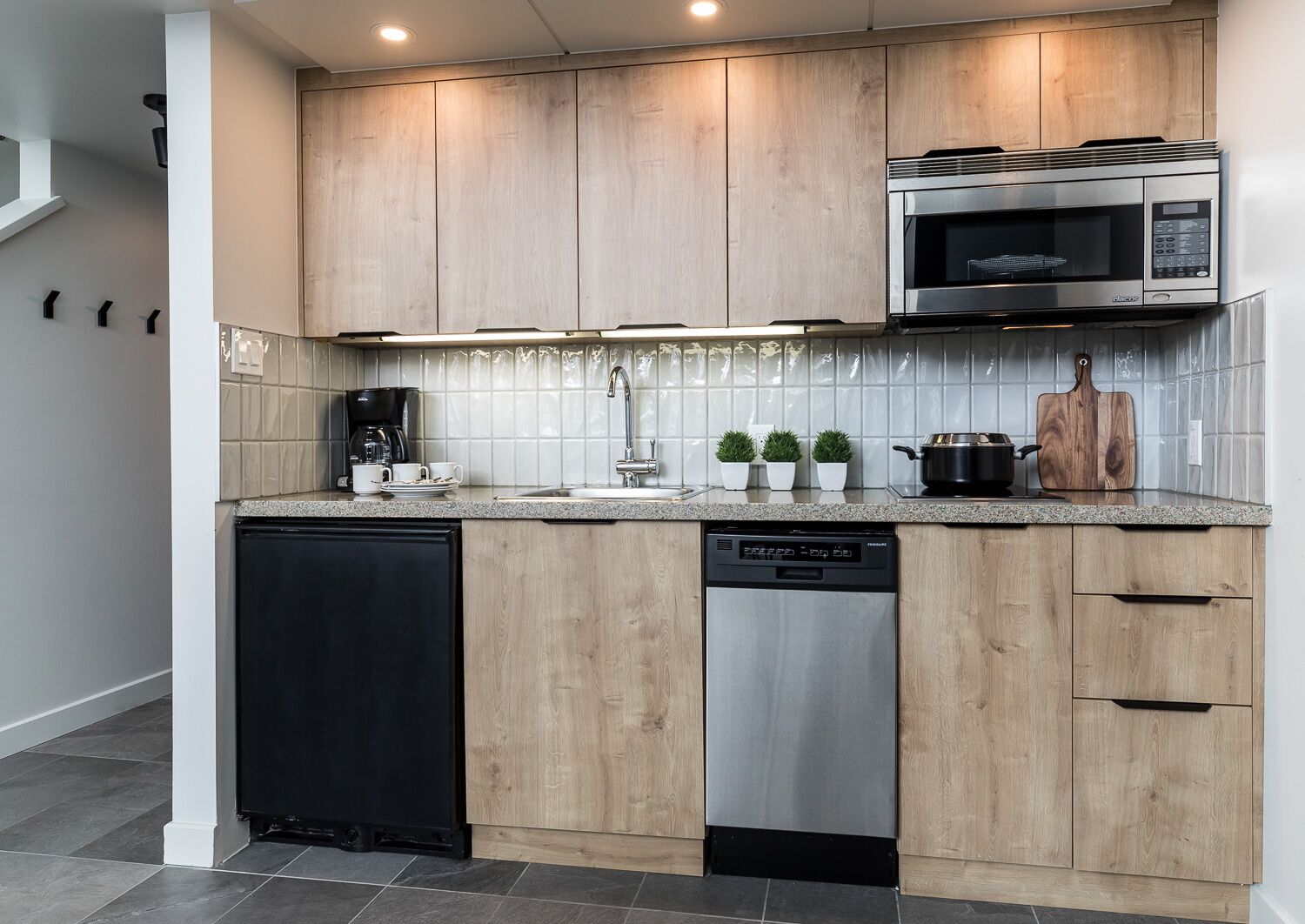 49-inch led tv with cable channels, tv, pay films