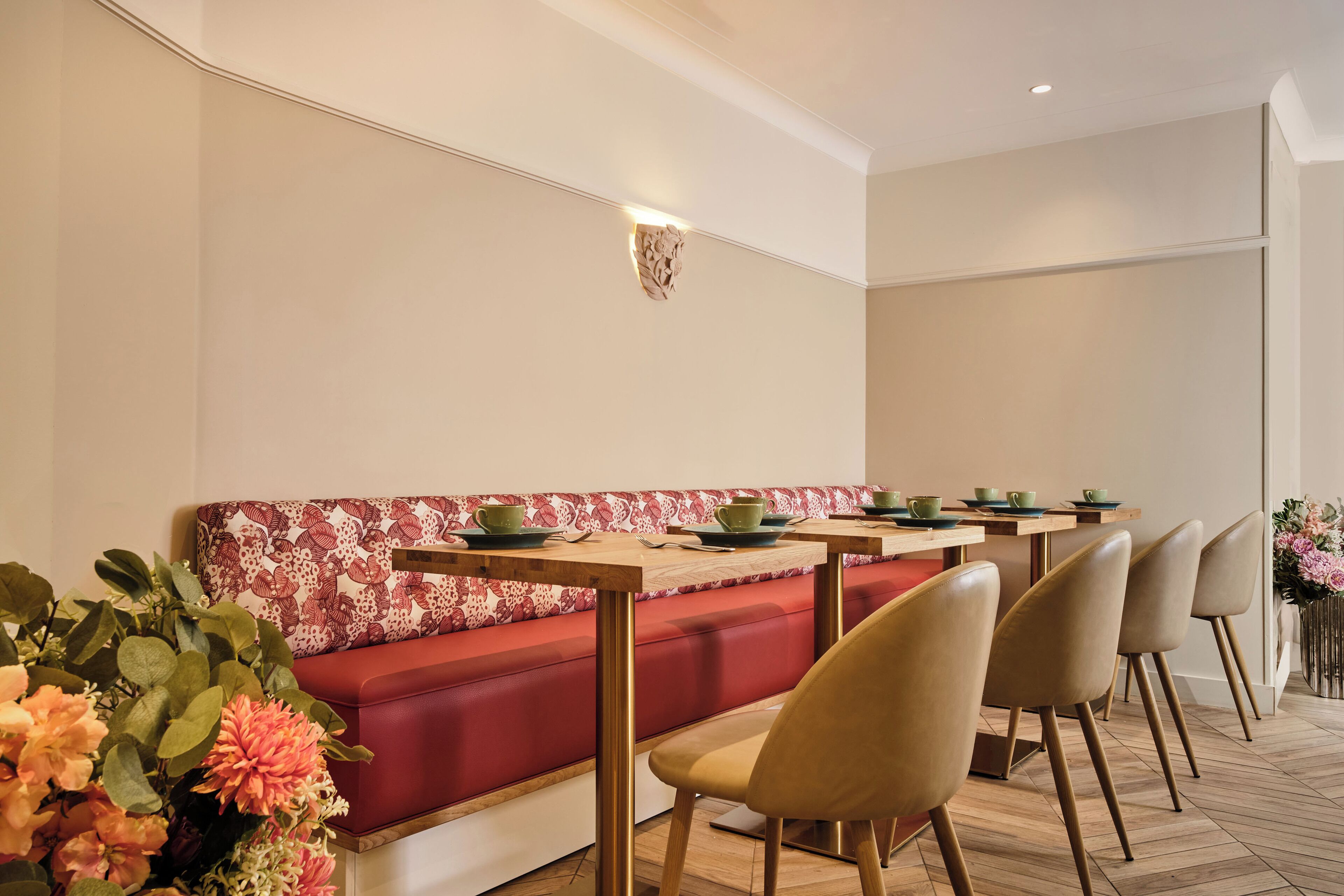 daily buffet breakfast (eur 14 per person)