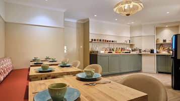 Daily buffet breakfast (EUR 14 per person)
