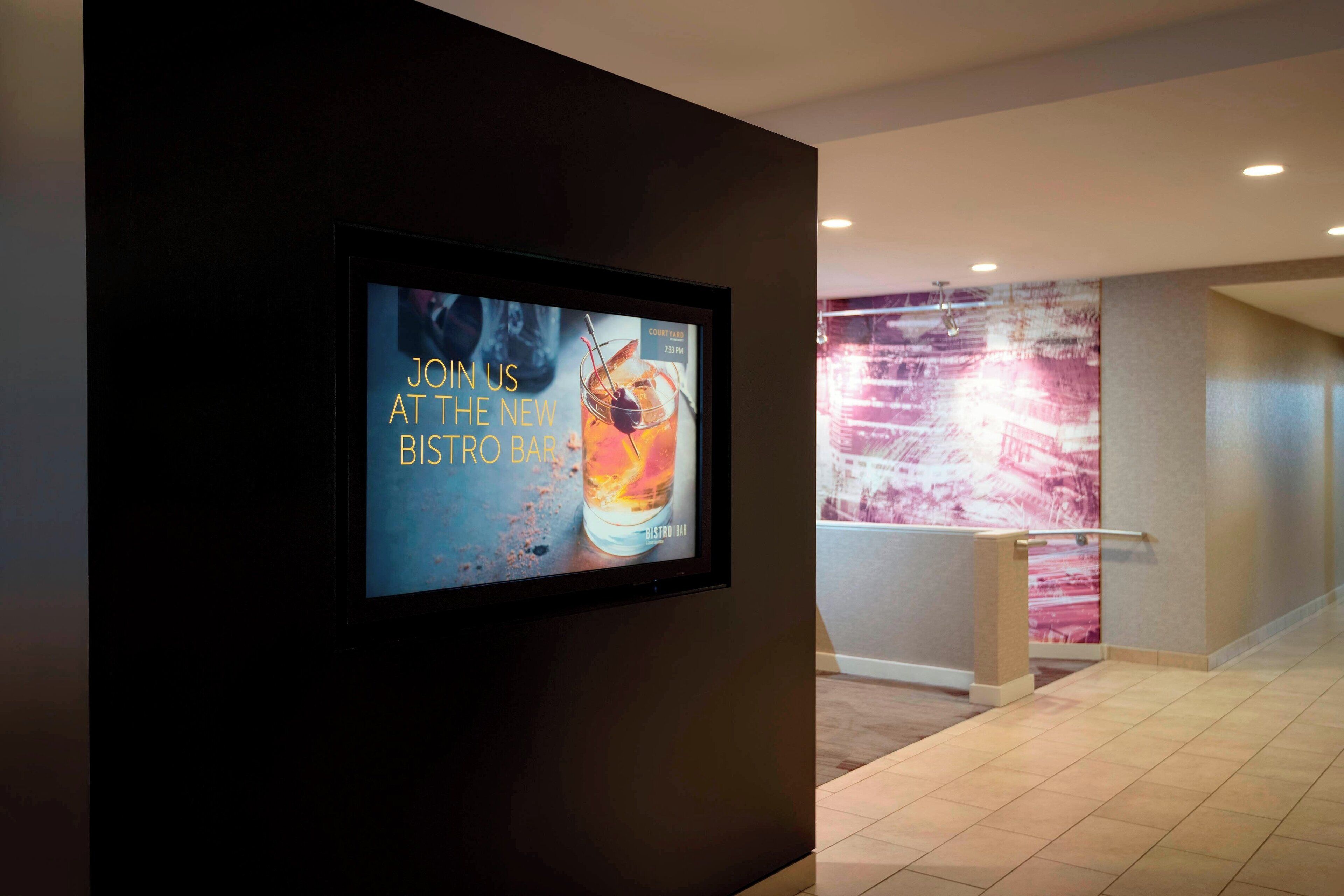 Photo - Courtyard by Marriott Savannah Midtown