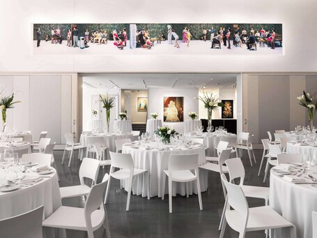 21c Museum Hotel Chicago - Image 17