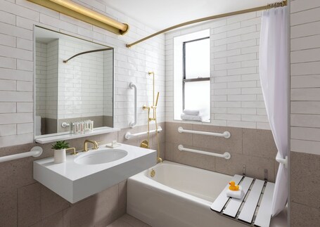 21c Museum Hotel Chicago - Image 15