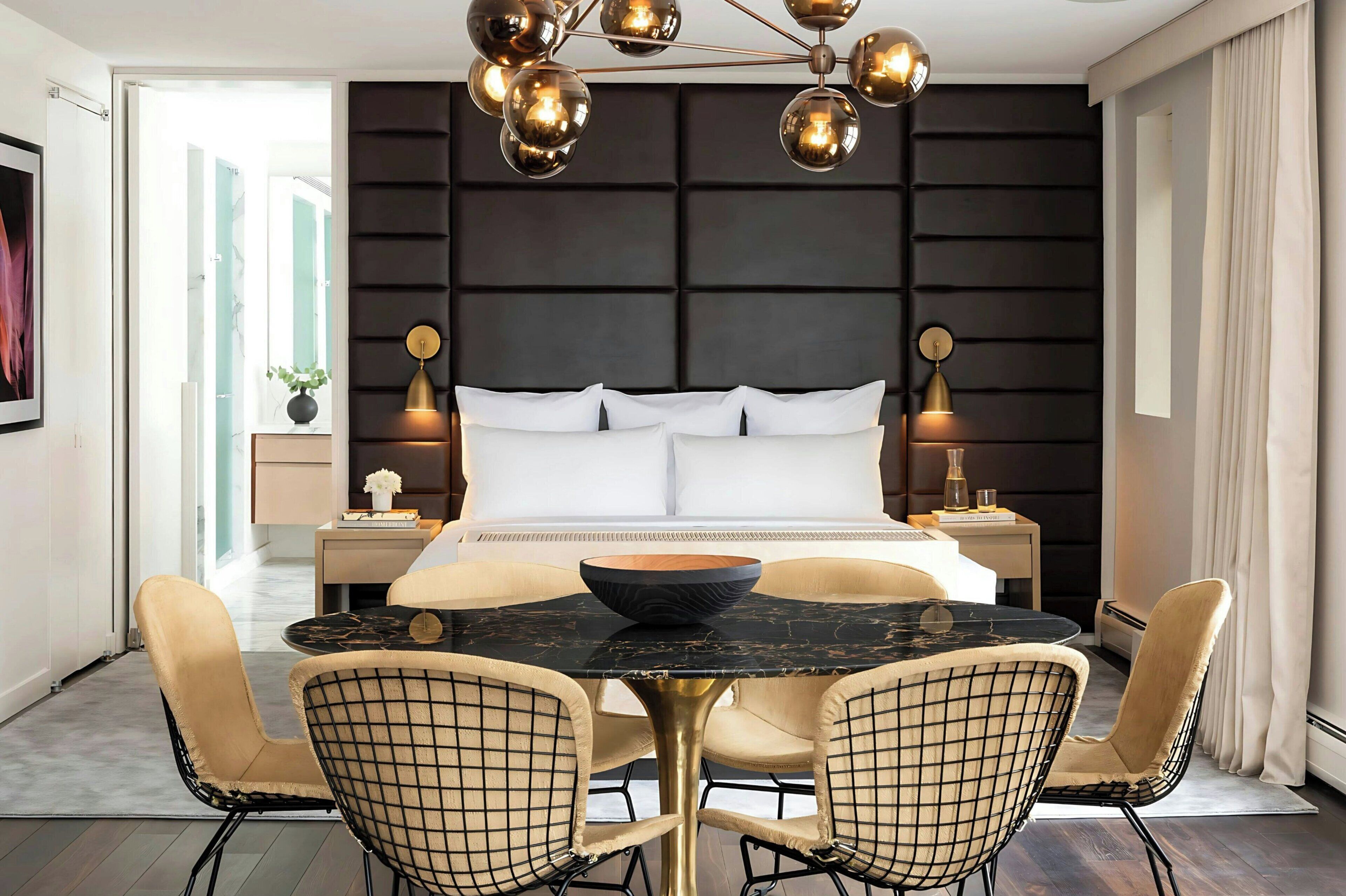 Premium bedding, in-room safe, desk, blackout drapes