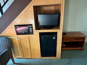Superior Room, Multiple Beds, Smoking | Desk, soundproofing, iron/ironing board, free WiFi