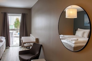 Ropa de cama hipoalergénica y minibar