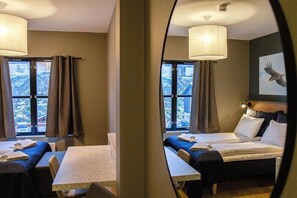 Roupas de cama antialérgicas, frigobar, cofres nos quartos