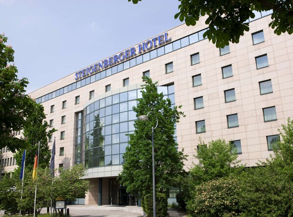 Exterior - Steigenberger Hotel Dortmund (Dortmund)