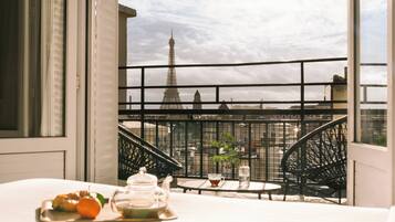 Classic-Doppelzimmer, Stadtblick (Eiffel Tower View) | Ausblick vom Zimmer