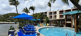 Bolongo Bay Beach Resort