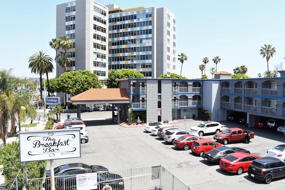 Travelodge by Wyndham Long Beach Convention Center