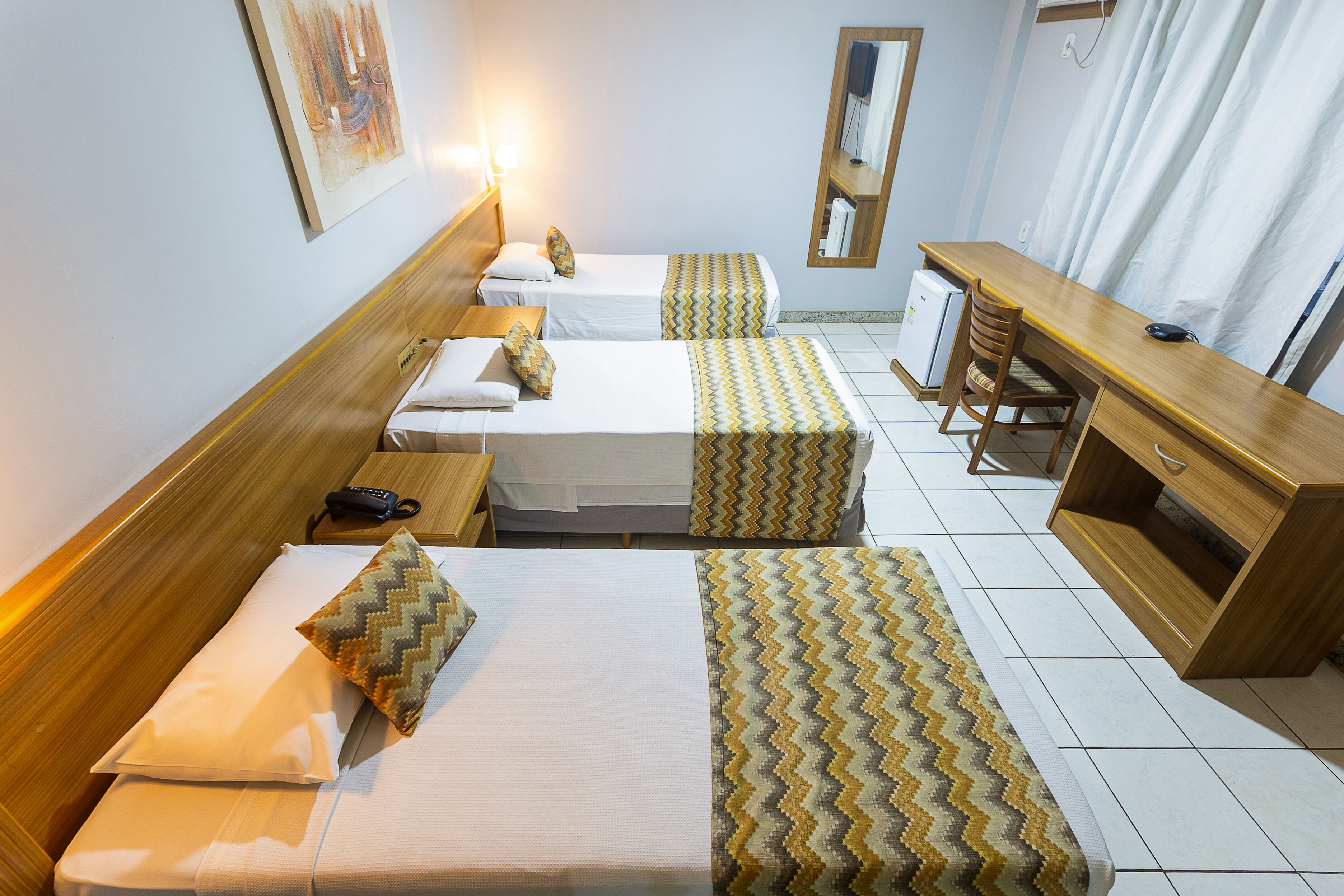 quadruple room | 1 bedroom, minibar, in-room safe, free wifi