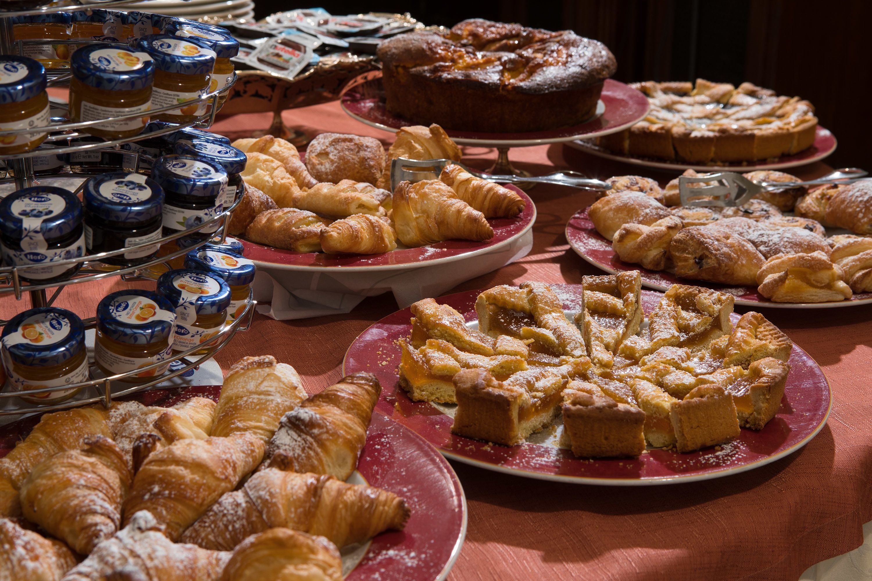daily continental breakfast (eur 15 per person)