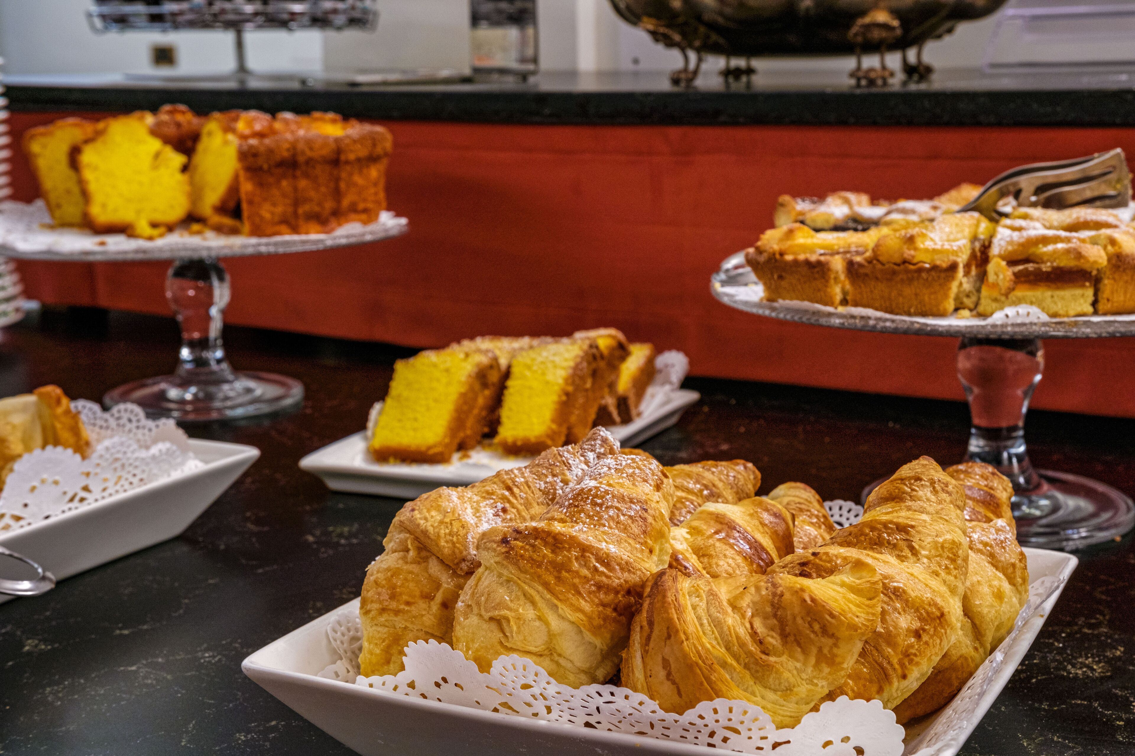 daily continental breakfast (eur 15 per person)