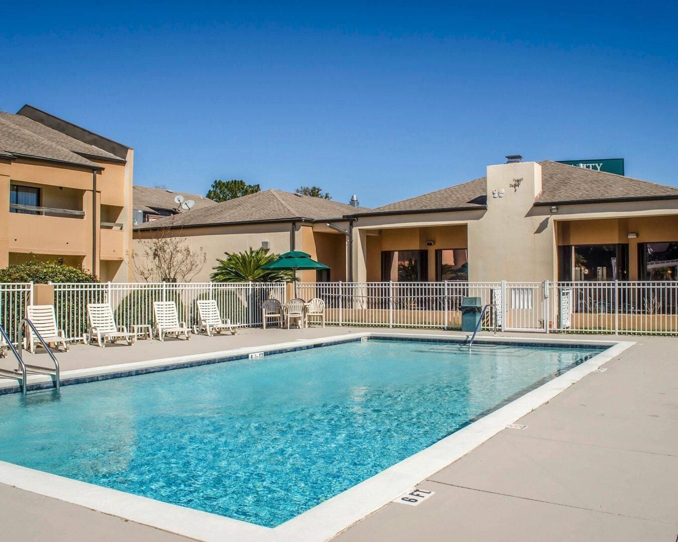 Foto - Quality Inn & Suites Pensacola Bayview