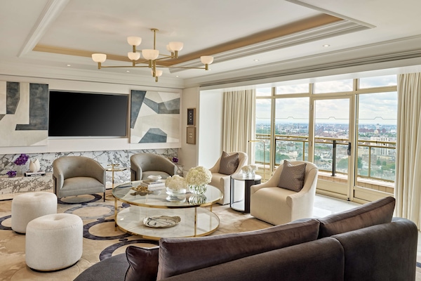 Presidential Suite | Living area | 50-inch plasma TV with satellite channels, Smart TV, DVD player