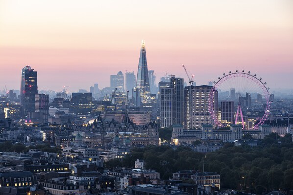 View from room - London Hilton on Park Lane (London)