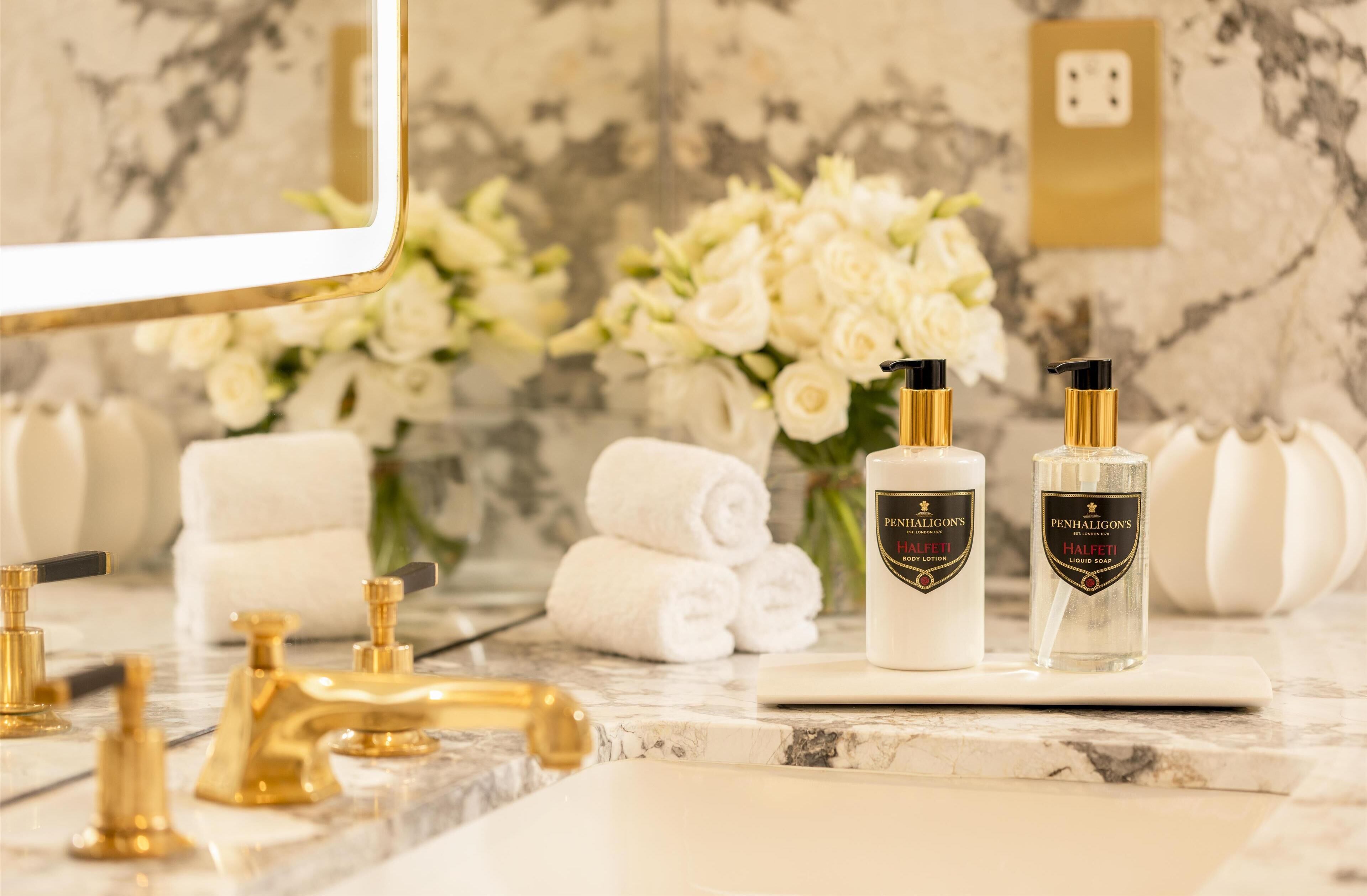 1 bedroom, premium bedding, in-room safe, desk