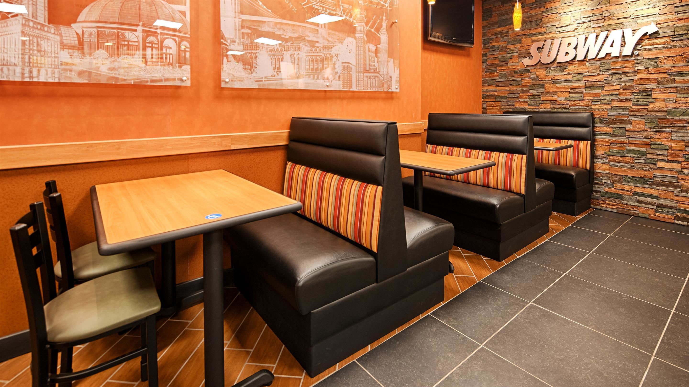 breakfast, lunch and dinner served